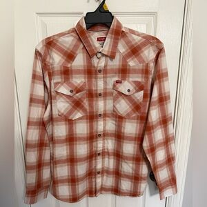 Wrangler Rust and White Plaid Casual Button Down Shirt